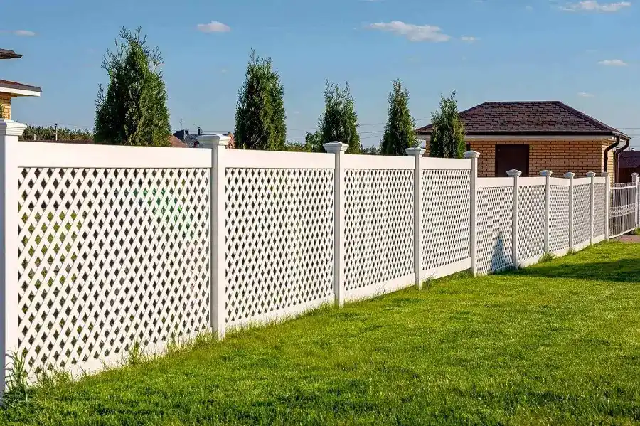 How To Install Fence Post in Howell, NJ