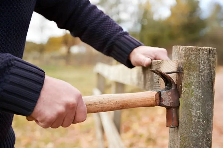 How To Remove Fence Posts in Howell, NJ