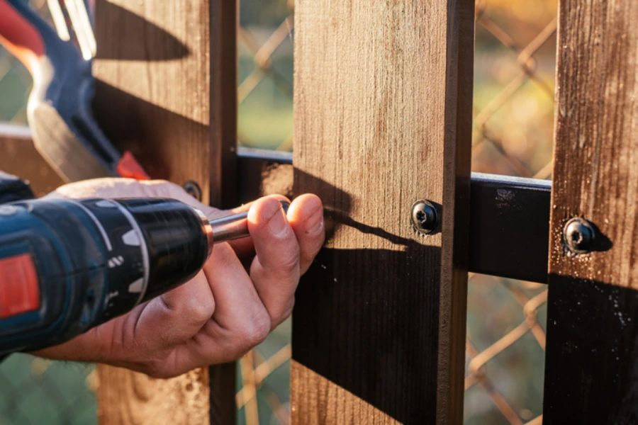 How To Repair A Fence Howell, NJ